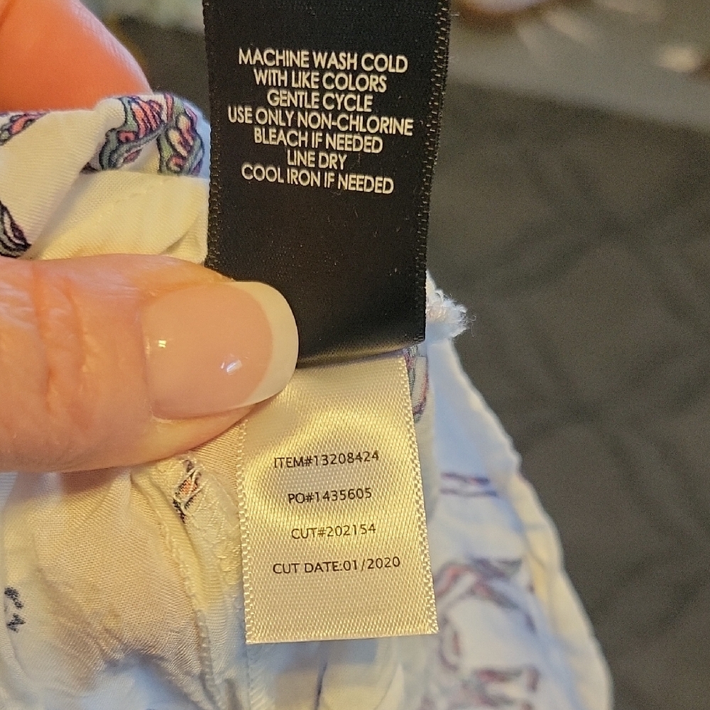 torrid White Blouse with Purple Elephant Print - Picture 4 of 4